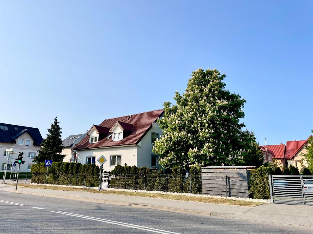 Pokoje I Domek Letniskowy Pod Kasztanem Jastarnia Eksteriør billede